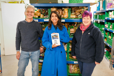 Claire visits Caterham Foodbank